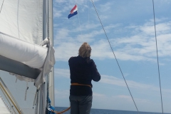 Stefan hisst die kroatische Flagge