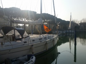 Dinghy, Sundowner, Hängematte...