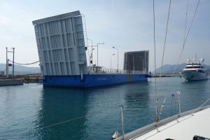 Die Brücke im Kanal von Lefkas